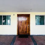 Residencia La Tia