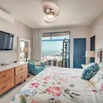 Puerto Vallarta Condo With Bay Views And Pool Access!