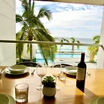 Harbor3008A Spectacular Beachfront Condo By Moikkarentals