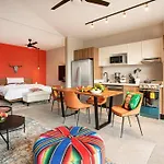 Oasis Studio - Puerto Vallarta Downtown Malecon, With City, Ocean & Mountain Views