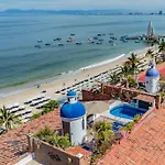 Beachfront Penthouse With Private Pool - Zona Romantica