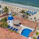 Beachfront Penthouse With Private Pool - Zona Romantica