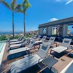 Lounge On Big Balcony, Pool And Gym