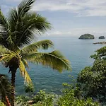 Oceanfront 15 Bedroom Villa For 28 Guests