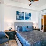 Ocean View 2Bd Retreat With Pool