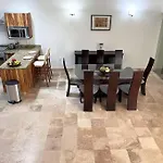 Cozy Family House With Pool