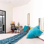 Comfortable Apartment With Balcony & Workspace