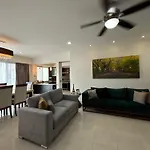 Apartments, Beach 10Min Drive, Shared Pool And Bbq