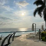 Peninsula Condo 2B-T3