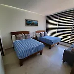 Hermosa Villa Para Hasta 25 Personas En Marina Puerto Vallarta