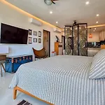Oceanview Studio In Zona Romantica - Beachfront