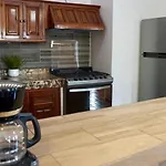 Beautiful Local Apartment With Ocean View & Rooftop Terrace