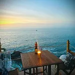 La Vista Azul