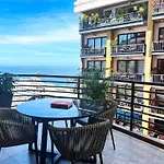Pinnacle Resorts 180