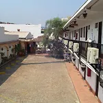 Hotel & Suites Coral