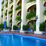 Lindo Mar Resort
