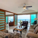Vista Bahia Condo