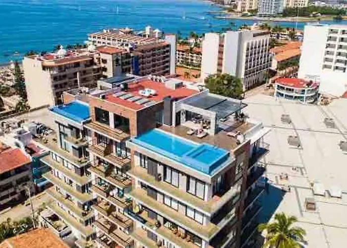 Pv Moderne: Design, Location, Beach, Pool.