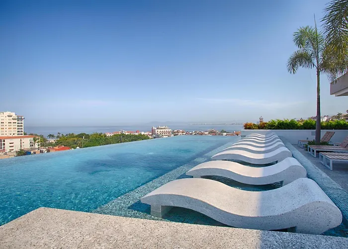 2 Bedroom Romantic Zone With Pool, Gym