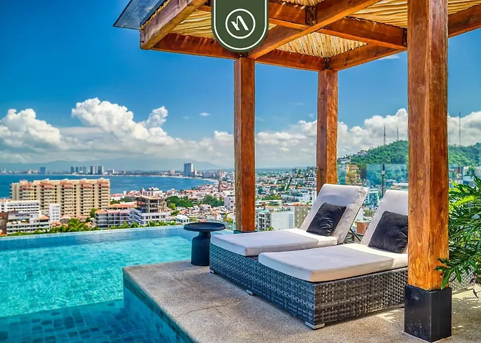 Luxury 1 Bedroom Condo In Romantic Zone - Infinity Pool