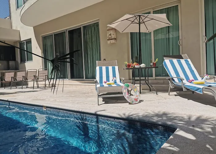 Apartments, Beach 10Min Drive, Shared Pool And Bbq