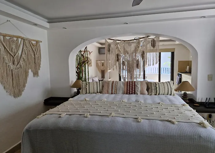 Paradise Room