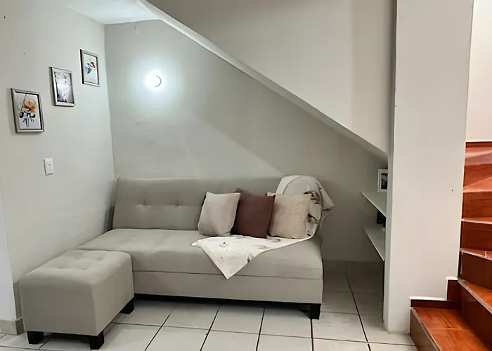 Casa Cozy, 2 Bedroom, 4 Bed, 2 Baths With Parking