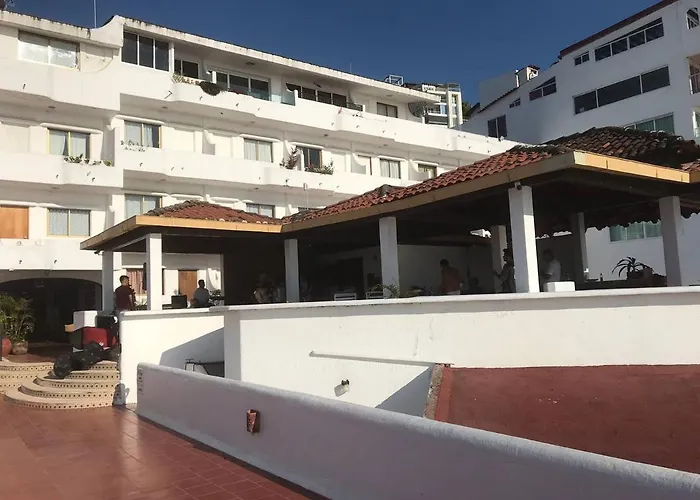 Brisas Del Mar Studio Steps Away From Muertos Beach