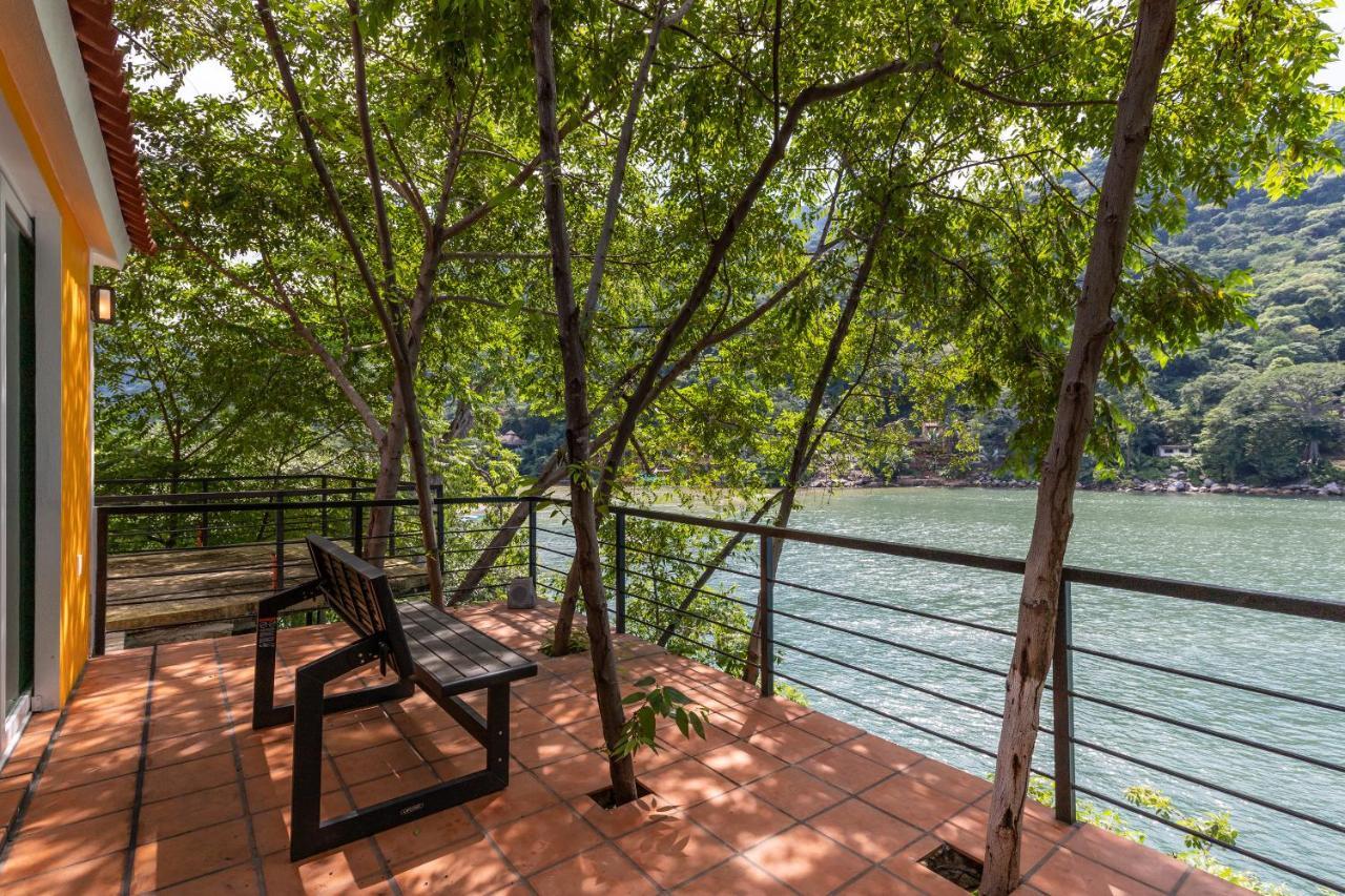 Hotel Armonia Luxury Boutique 5*