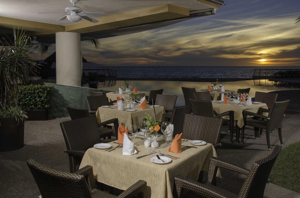 Sunset Plaza 4*