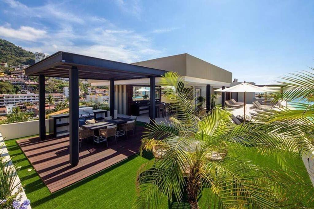 Zenith 601, Zona Romantica, 2 Balconies With Incredible Views, Rooftop Pool *