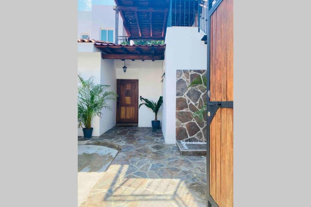 Casa Parota 'beach House' Fluvial, Holiday home