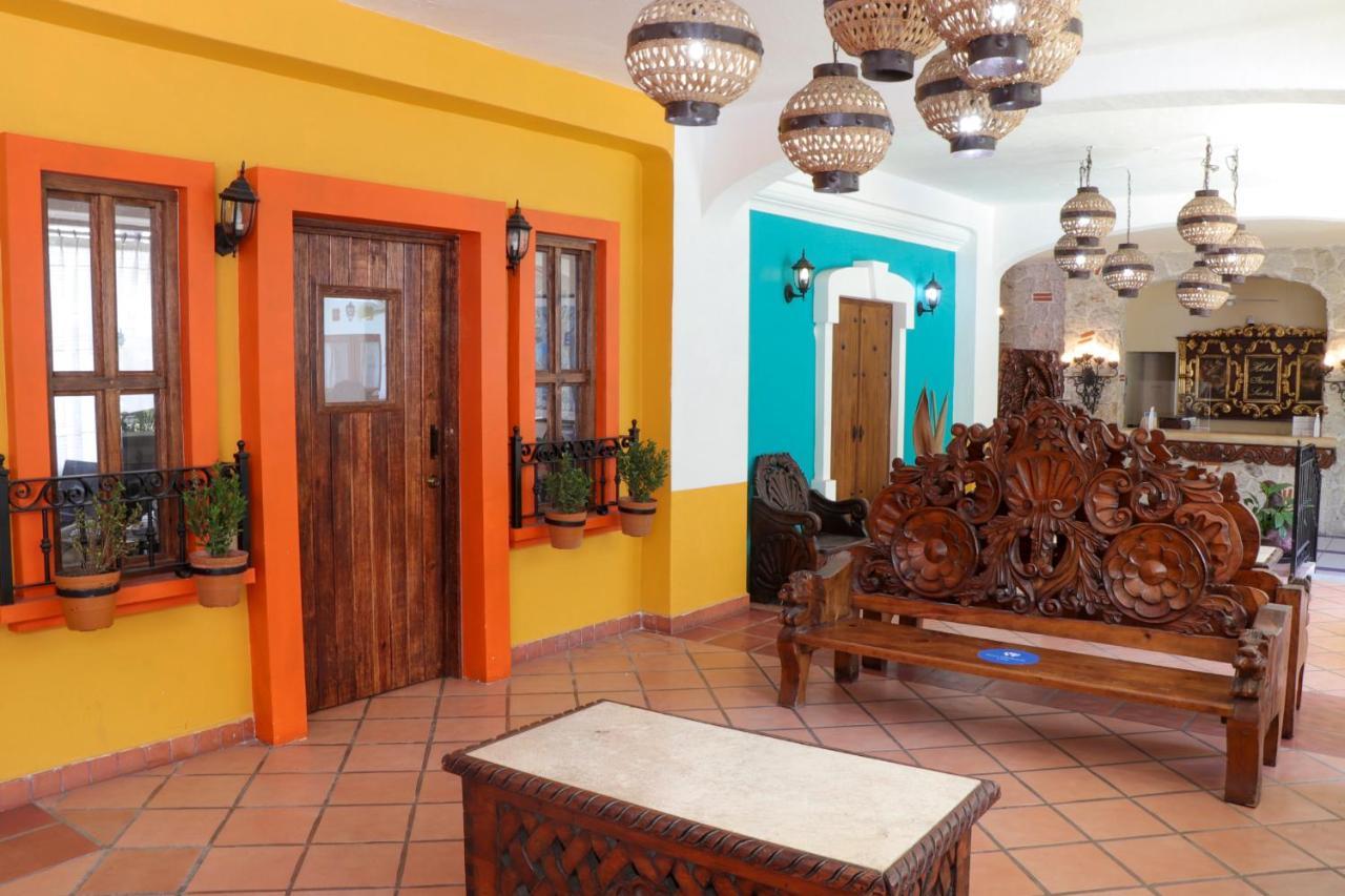 Hotel Arcos Puerto Vallarta