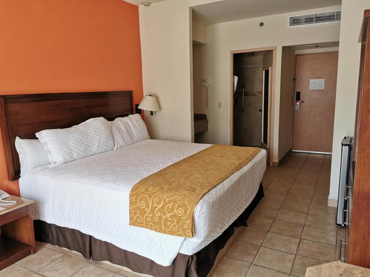 Canto Del Sol Resort 5*