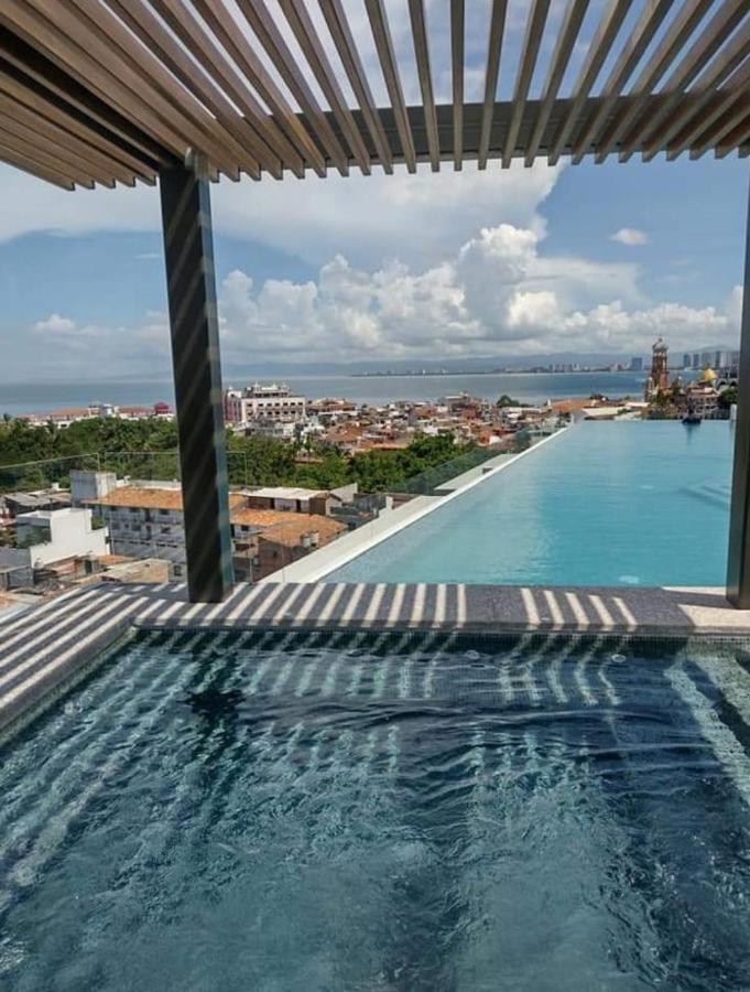 Condominio En Zona Romantica, Avida Residences Departamento 609 *