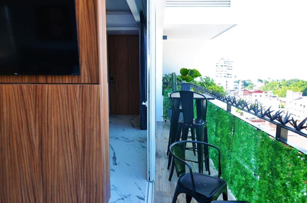 Condominio En Zona Romantica, Avida Residences Departamento 609 Apartment *