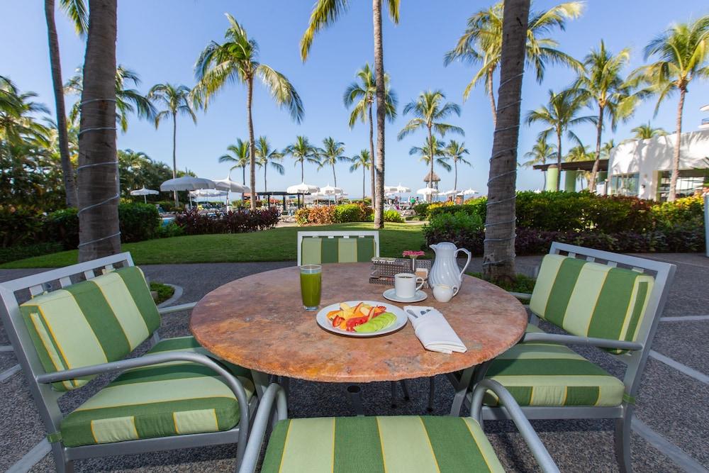 Ocean Breeze Nuevo Vallarta Hotel 4*