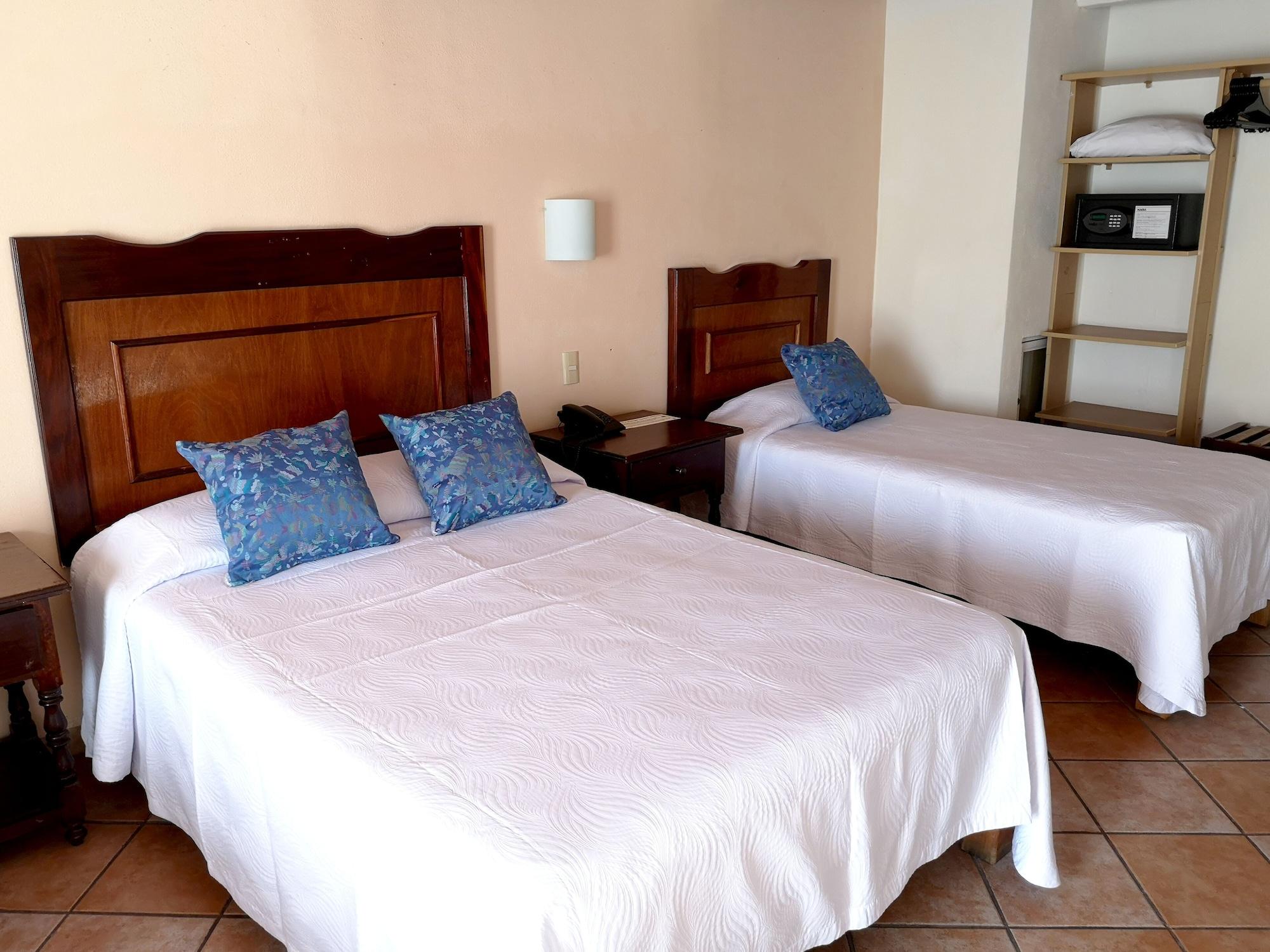 El Pescador Hotel 3*