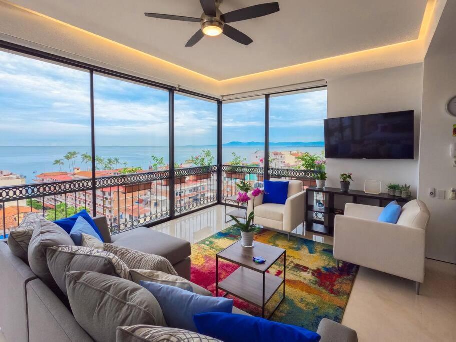 Luxury Oceanview Modern