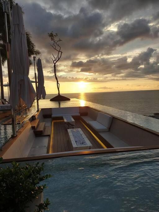 Luxury Oceanview Modern Apartment Puerto Vallarta