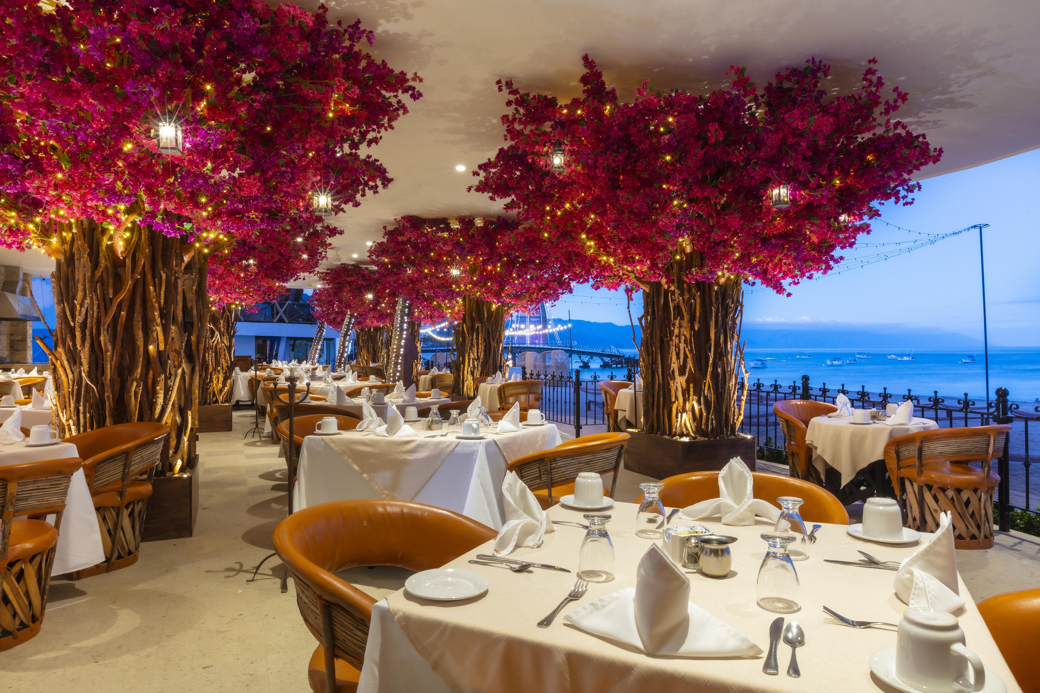 Playa Arcos Hotel