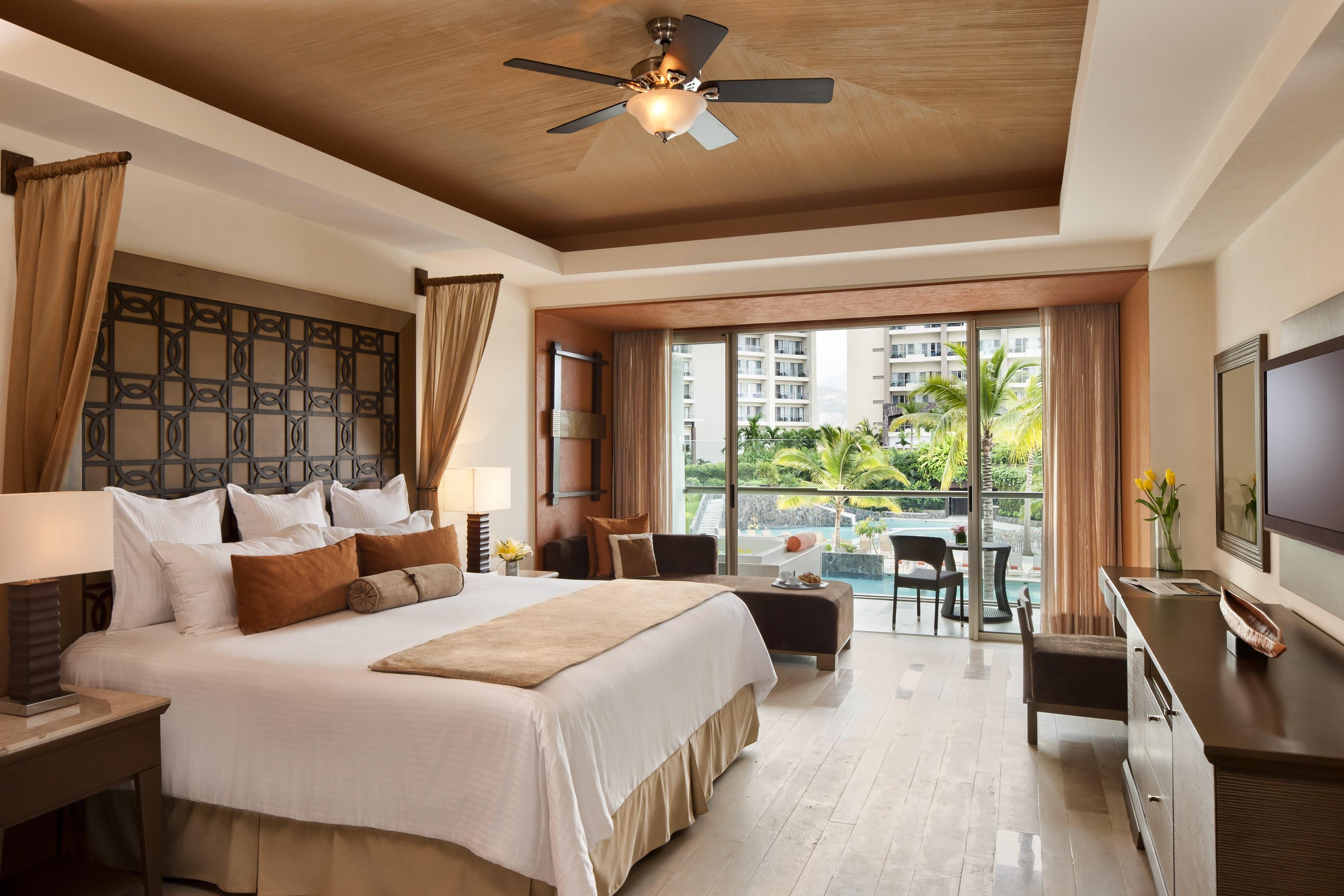 Resort Dreams Vallarta Bay & 5*