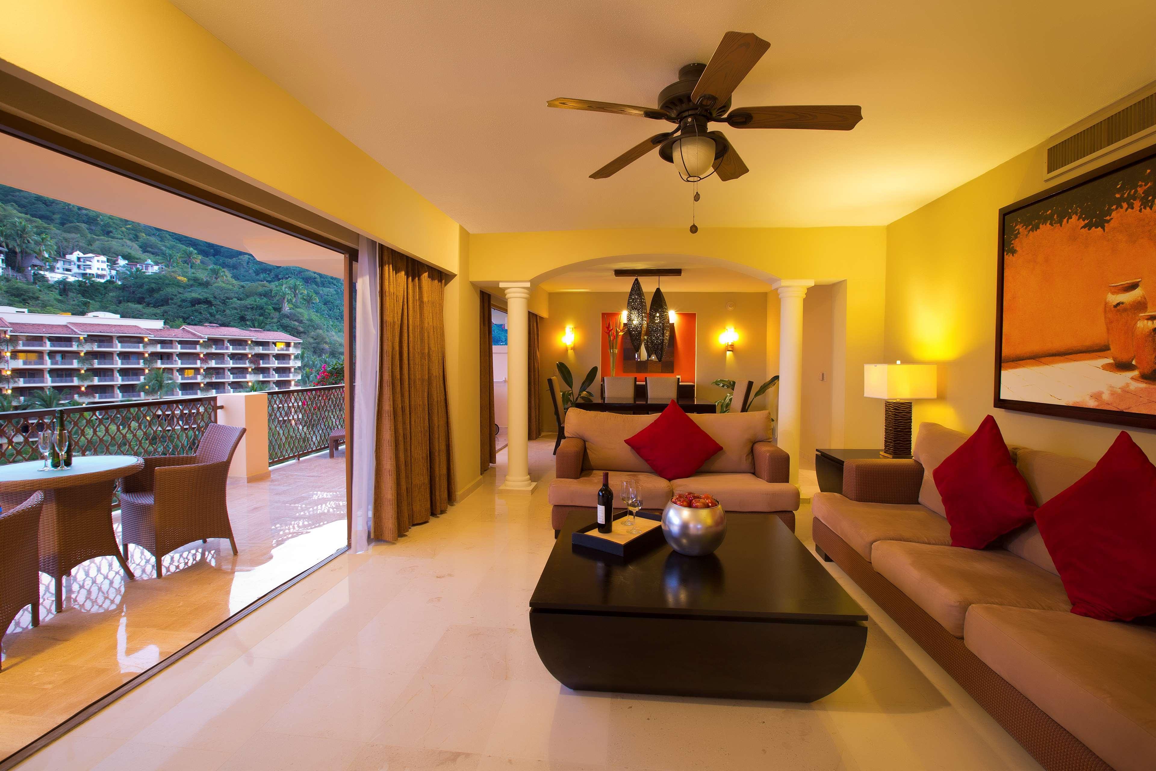 Barcelo Puerto Vallarta