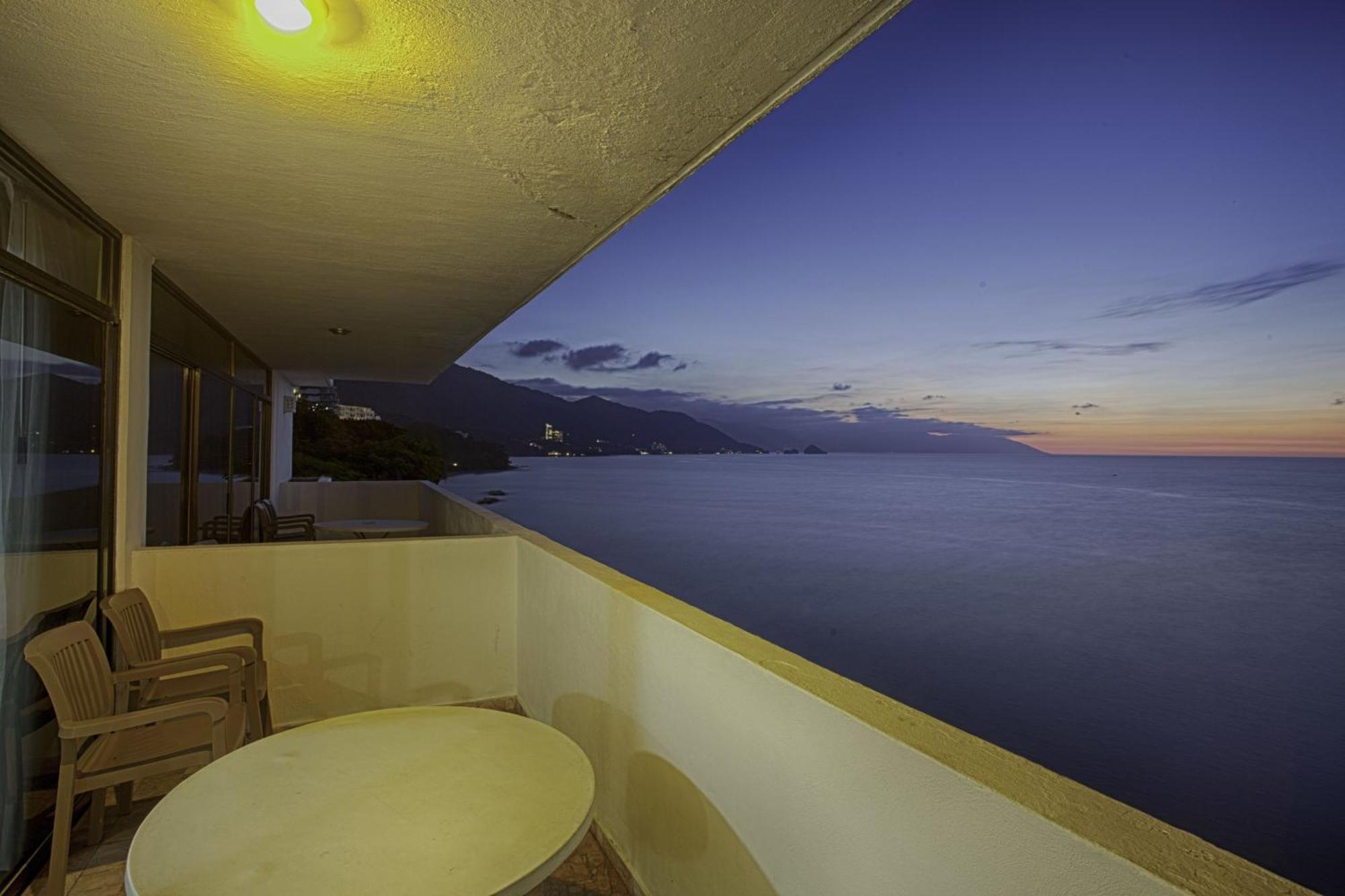 Costa Sur By Vrhost Hotel Puerto Vallarta