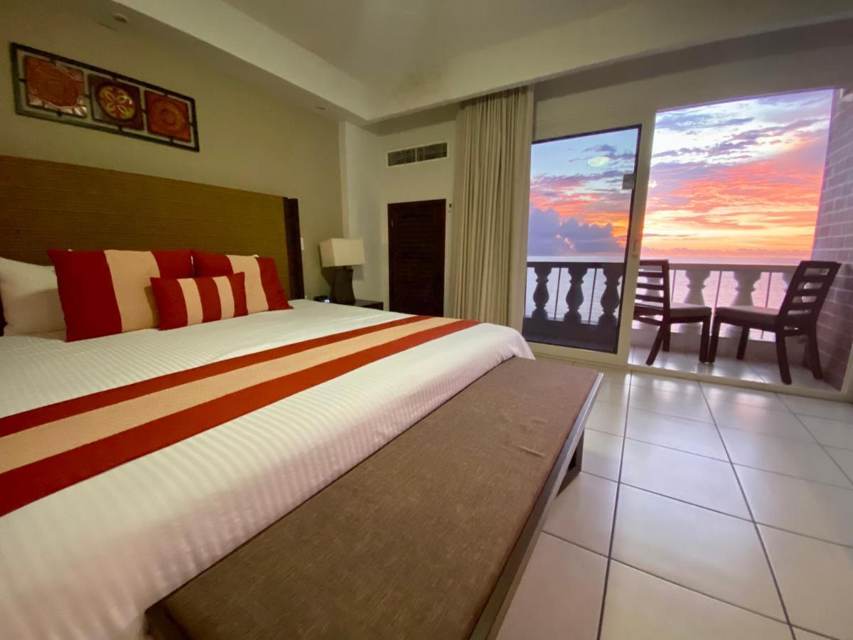 Costa Sur & Resort Puerto Vallarta