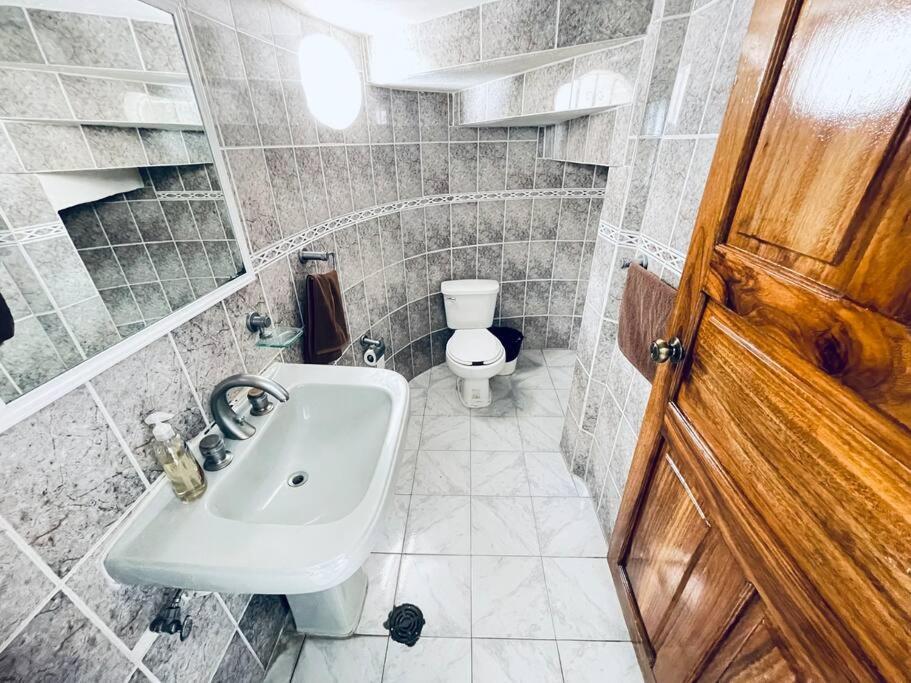 Casa Cerca Del Mar! 4 Con Aire Acondicionado Holiday home