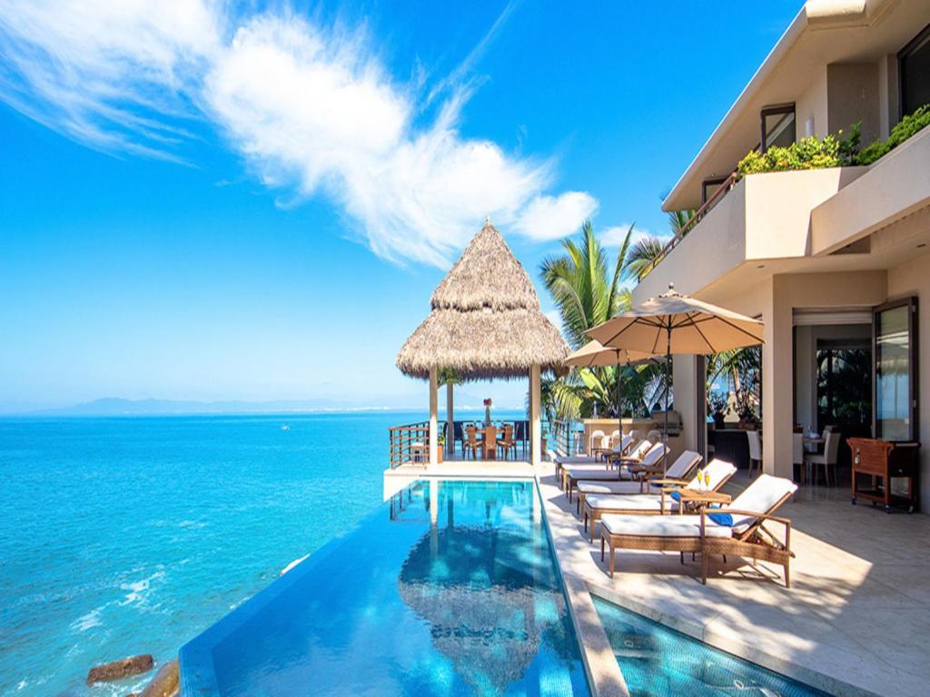 Kismet Villa *