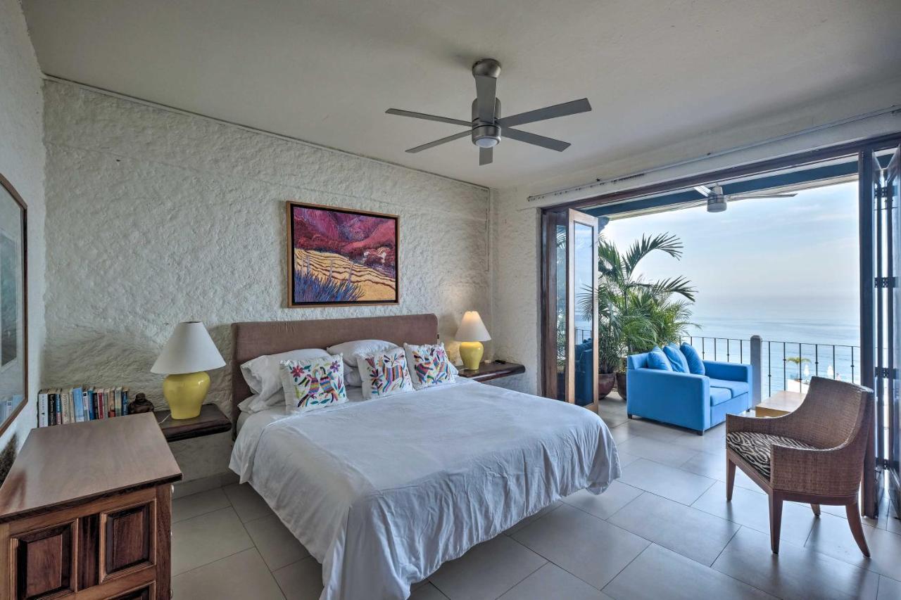 Apartment With Pool - Walk To La Playa! *