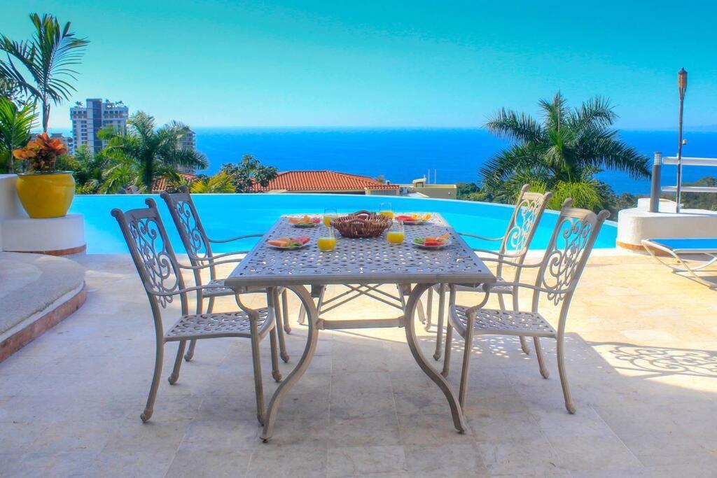 Mozzafiato Private With Full Staff And Heated Pool Villa Puerto Vallarta