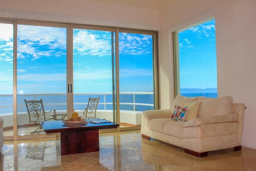 Mozzafiato Private With Full Staff And Heated Pool Villa